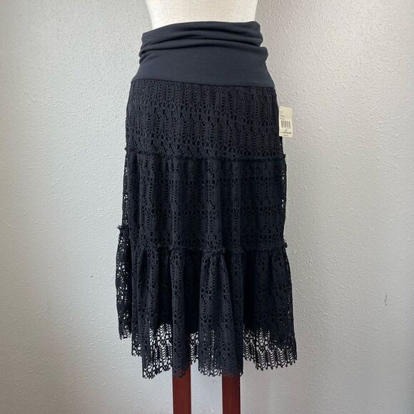 NWT Black Crocheted Midi Skirt Size Junior M - Picture 1 of 8